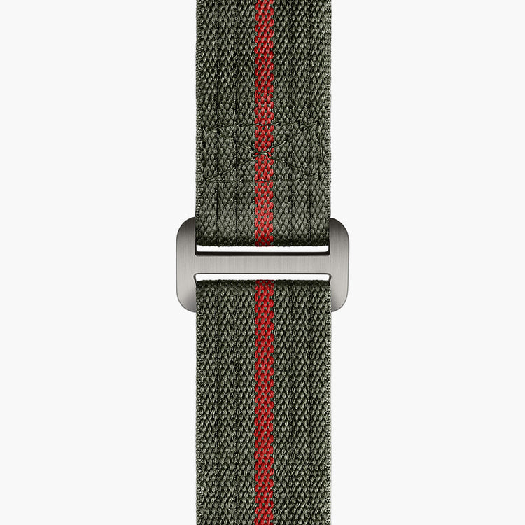 TUDOR Pelagos FXD M25717N-0001, 42mm titanium dive watch with matte black dial and green fabric strap with red band