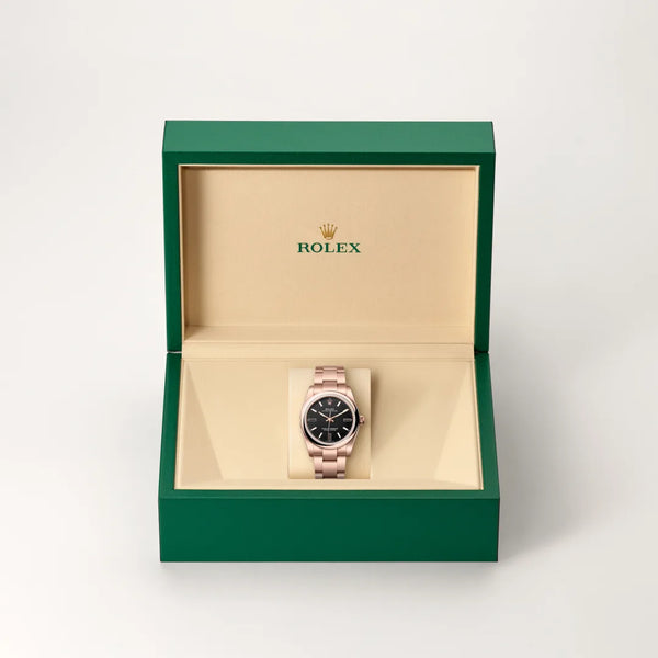 rolex oyster perpetual in 18 ct everose gold, m124205-0001 - Date & Time
