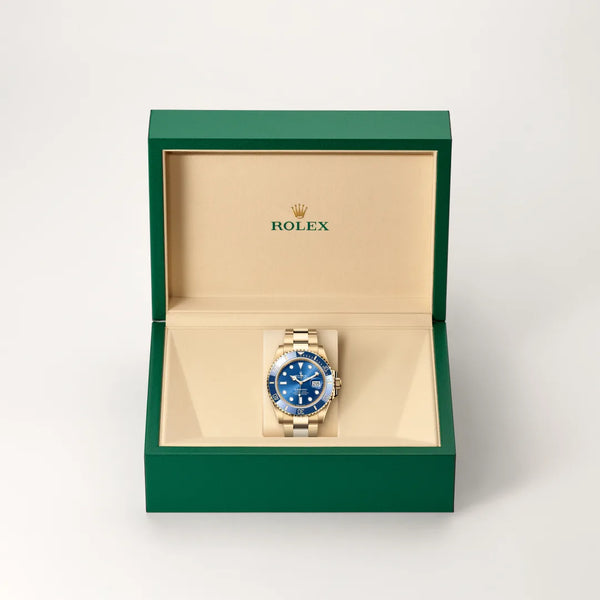 rolex submariner in 18 ct yellow gold, m126618lb-0002 - Date & Time