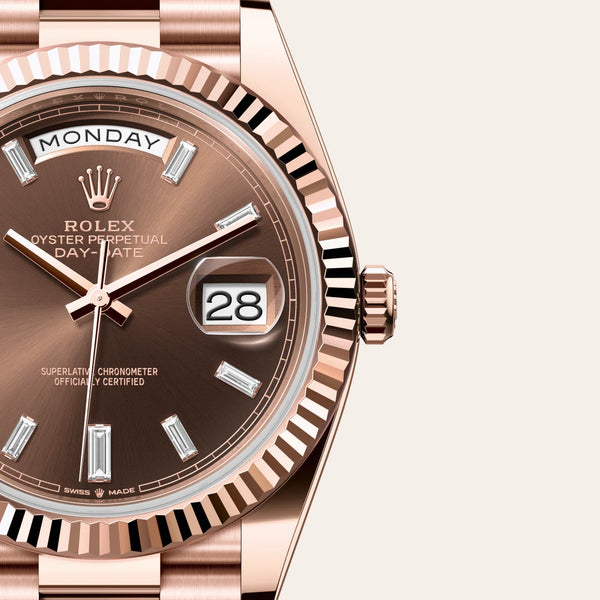 rolex day-date in 18 ct everose gold, m228235-0003 - Date & Time